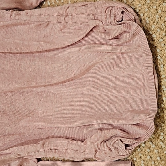 A Pea In The Pod Maternity Sweater - Picture 5 of 14